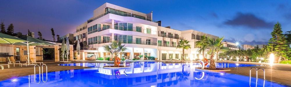 Avanti Hotel 4*